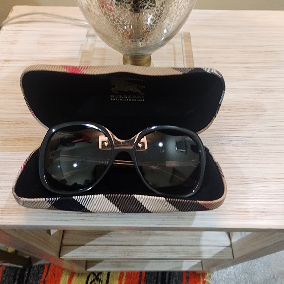 Authentic Burberry Glasses - Picture 2 of 3